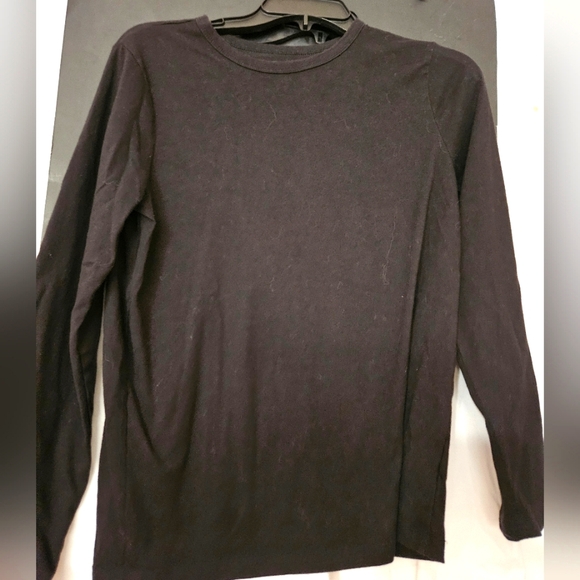 2 youth XL Shirt - Picture 2 of 4